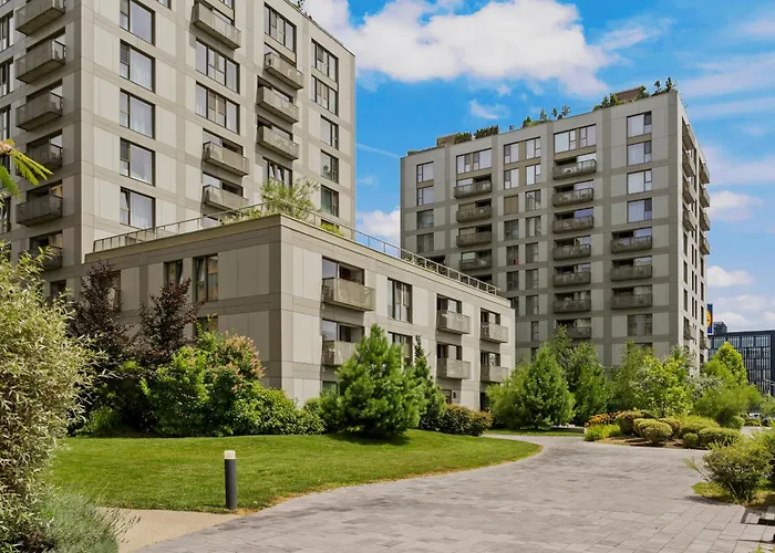 Mido Bird Luxury Apartment With Private Parking & Self Check-In Bucureşti