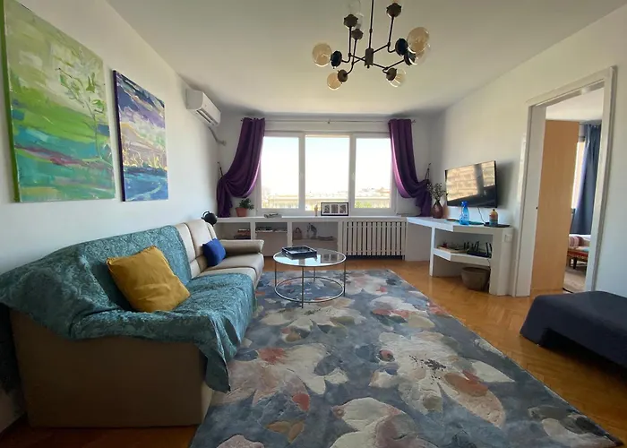 The Dome, Sala Palatului, Walking Distance To The Old Town Apartment Bucureşti