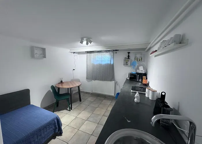 News Studio Bucureşti