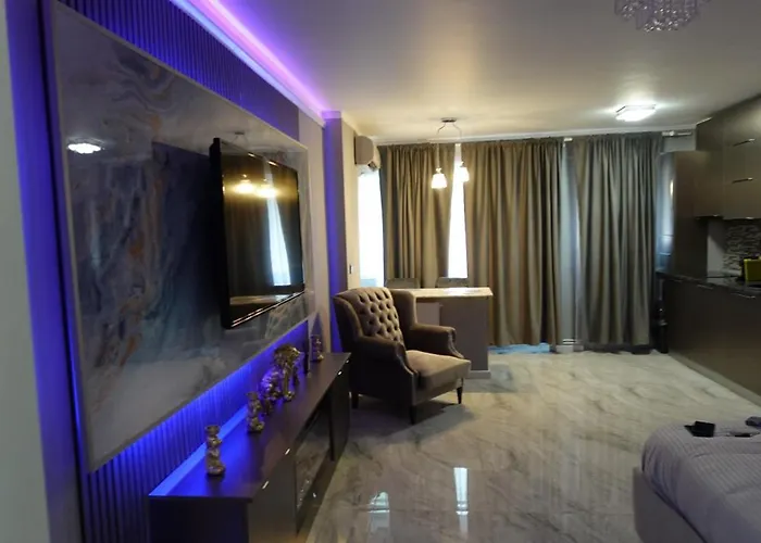 Silver studio at just 8 minutes distance of center Bucureşti