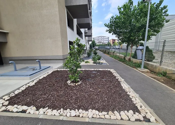 Sona Residence- Private Apartement With Parking Included Bucureşti