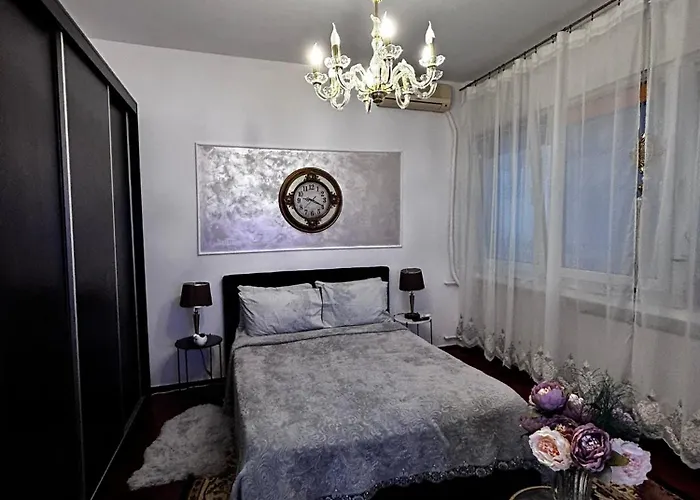 Mini Scala Apartment Bucureşti