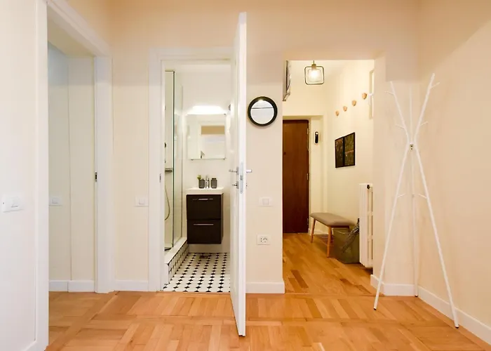 City Living At Its Best - Spacious 2 Bedroom Apartment On Calea Victoriei Bucureşti