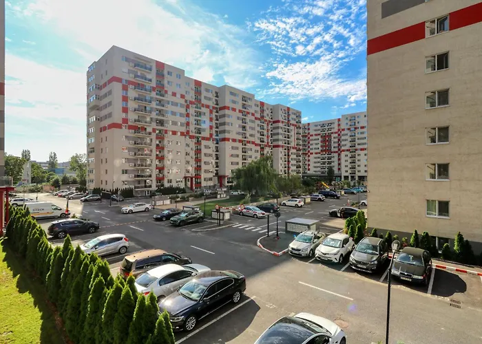 Homie Grand Apartment - Private Parking - Self Check-In Bucureşti