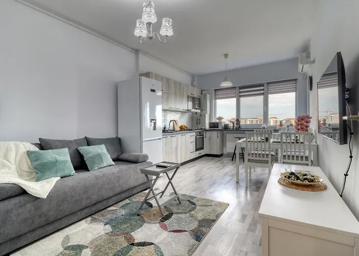 Homie Gray Apartment - Private Parking - Self Check-In Bucureşti