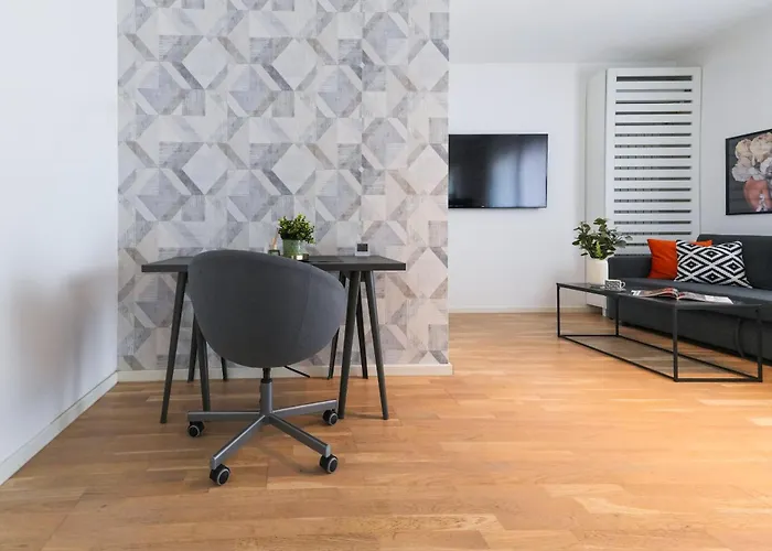 Maria - Modern Apartment With Parking And Workspace Bucureşti