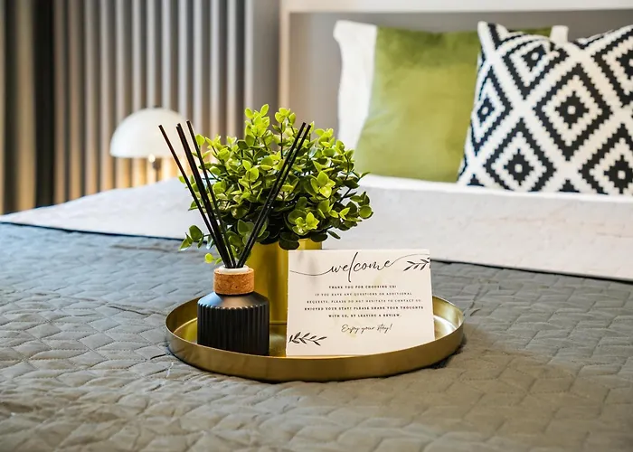 Ana - Cozy & Quiet Apt With Balcony & Garden View Bucureşti