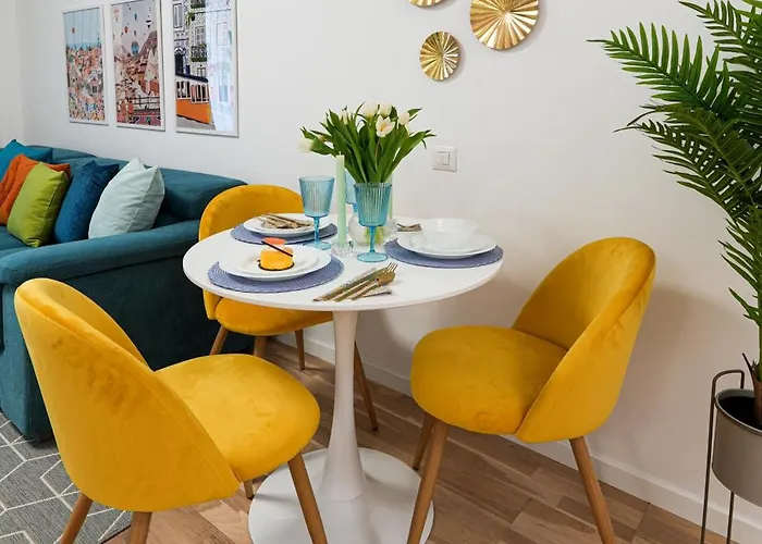 Alesia - Lovely, Colorful & Cozy Apartment Bucureşti