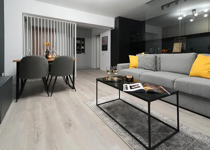Luca - Luxury Park-View Apt With Balcony Bucureşti