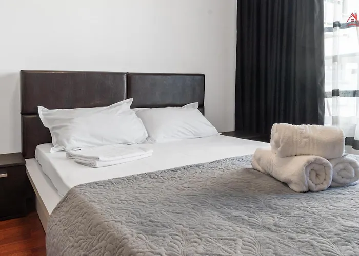 Apartament DreamHouse Titan - Rasarit de Soare Bucureşti