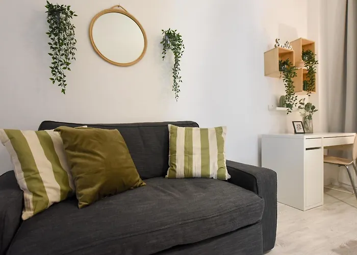 Cozy 2-Bedroom Retreat In The Heart Of History Bucureşti
