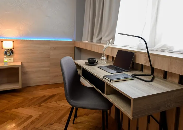 City Center Getaway - Cozy Accommodation For Your Perfect Stay Bucureşti