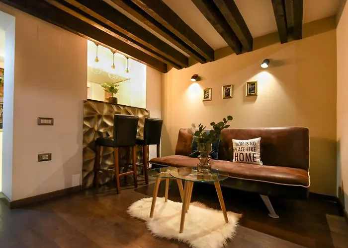 Central Comfort - Duplex-Style Studios On Regina Elisabeta Bucureşti