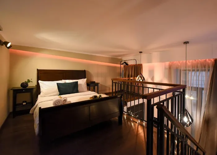 Central Comfort - Duplex-Style Studios On Regina Elisabeta Bucureşti