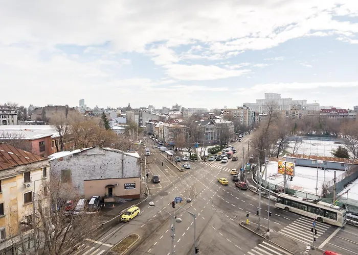 City View Apartment With Private Balcony Bucureşti
