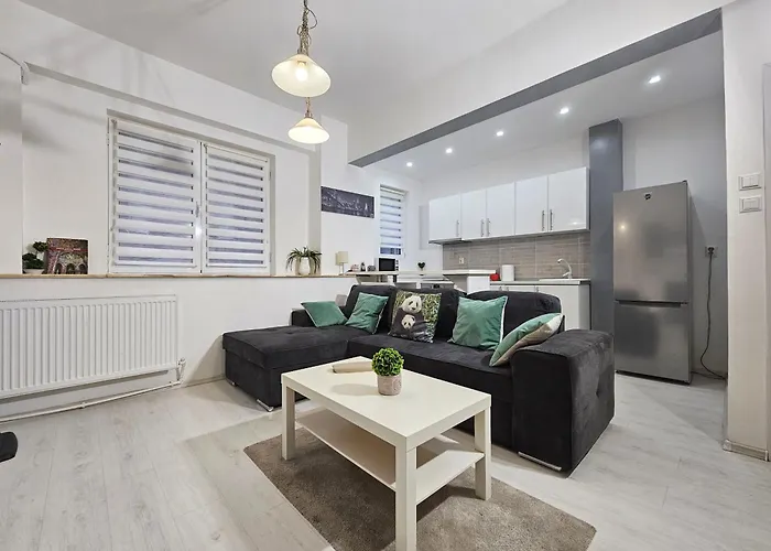 White Apartment By Hilton II Bucureşti