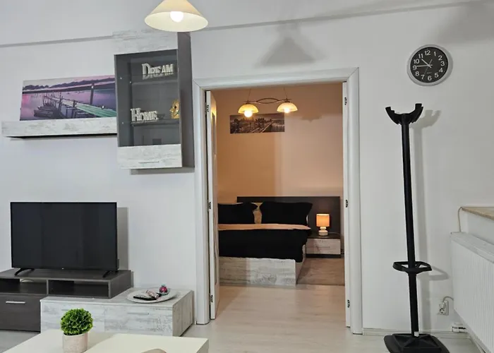 White Apartment By Hilton II Bucureşti