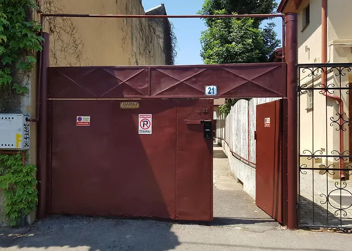Central Victoriei Guesthouse Bucureşti