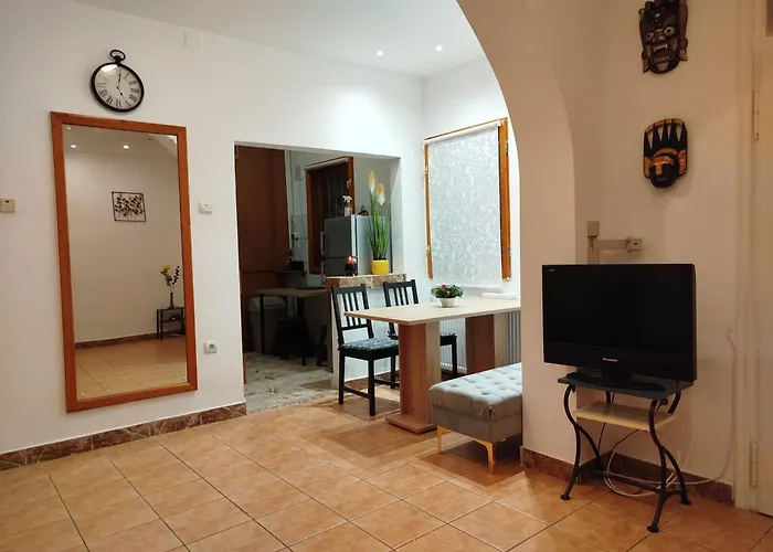 Central Victoriei Guesthouse Bucureşti