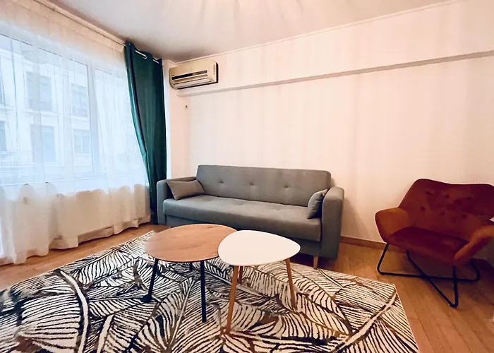 Calea Victoriei Luxe - Elegant Apartment With Balcony Bucureşti