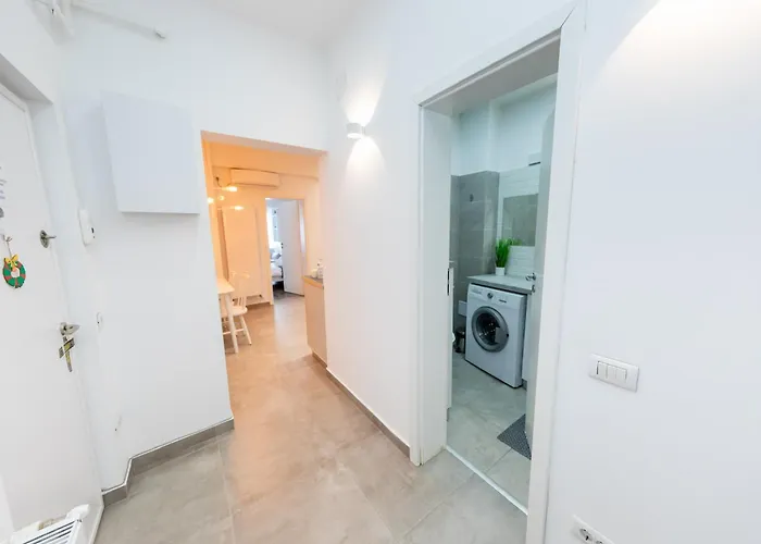 Bloom Ultracentral Studio Bucureşti