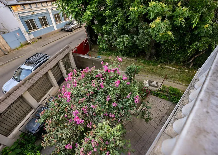 Bucharest City Center Villa - Shabbat Friendly