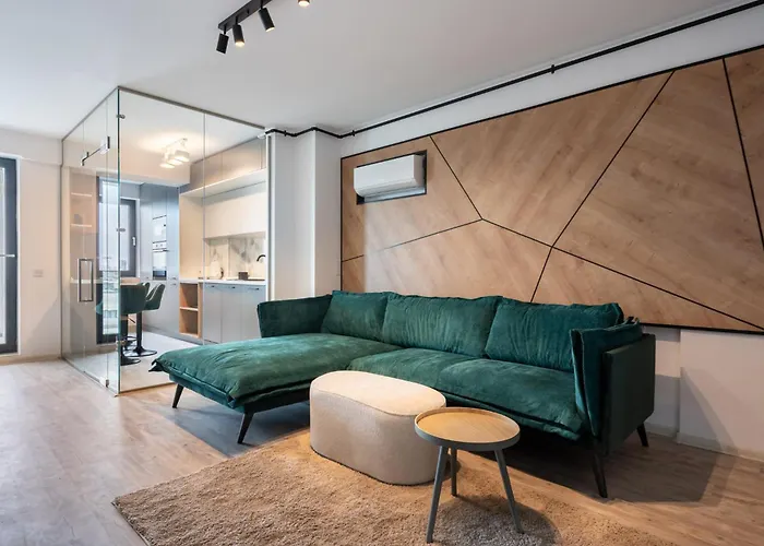Classy Sassy - Elegant Escape In Timpuri Noi Bucureşti