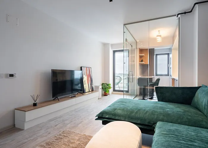 Classy Sassy - Elegant Escape In Timpuri Noi Bucureşti