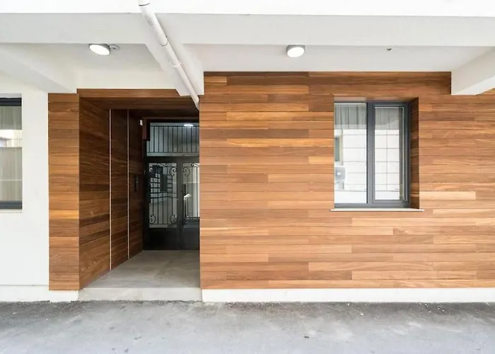 Bonita - Chic Urban Retreat With Private Balcony Apartment Bucureşti