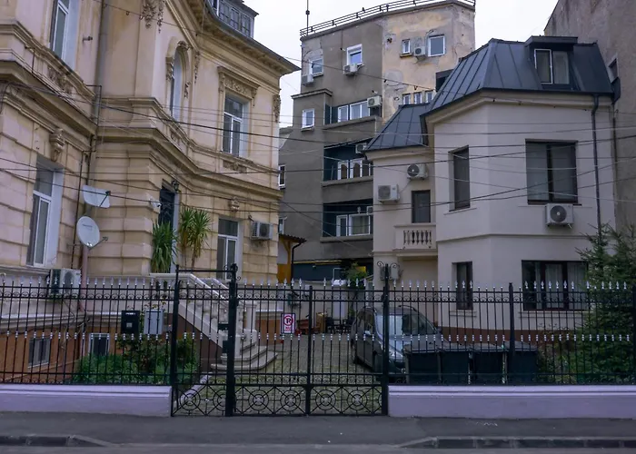 Comfortable Apartment University Square Bucureşti