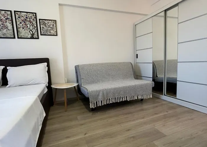 Garsonieră cu parcare și self check-in lângă Grand Arena Apartment Bucureşti