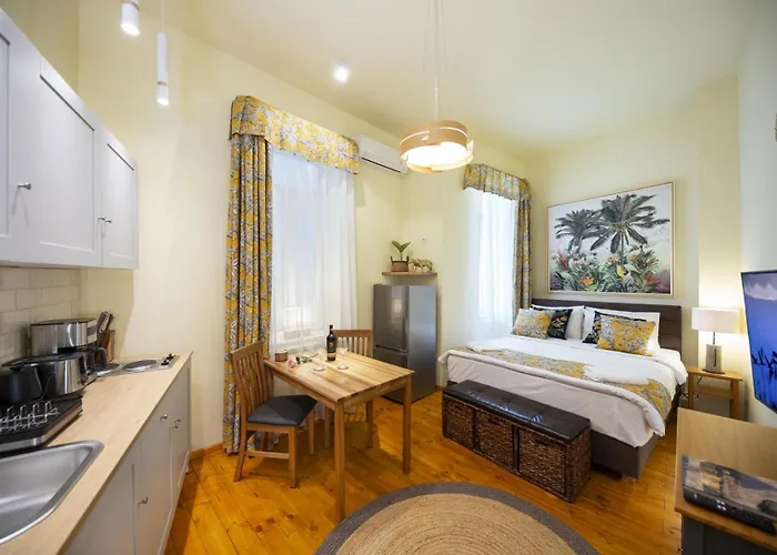 Rainforest Studio Downtown By Pretty Apartments Bucureşti