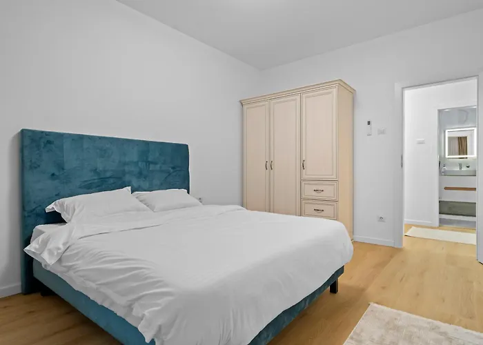 Apartments With Huge Balcony And City View - Tineretului Park Bucureşti