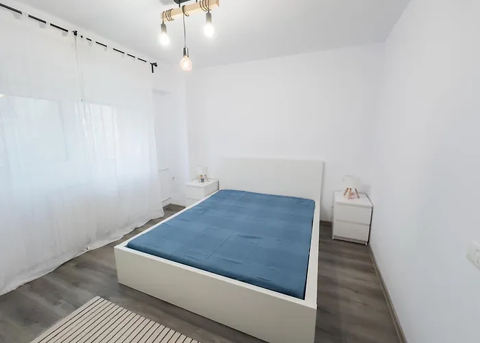 Urban House Bucharest Apartment