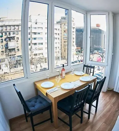 Old Town 2 Beds Panoramic Balcony Apartment Bucureşti