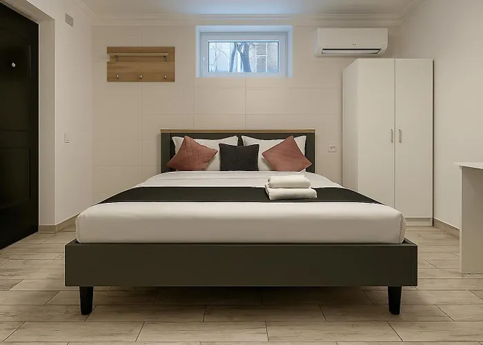 Prime 1 Studio - Half Ground Level With Windows - Demisol Bucureşti