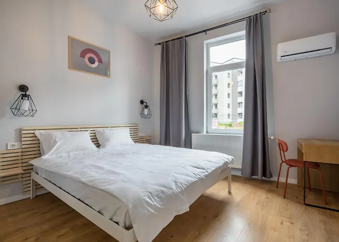 Cute Central Studios Bucureşti
