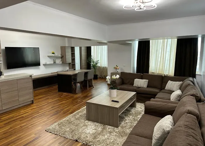 Cozy Unirii Apartment Near Old Town Bucureşti