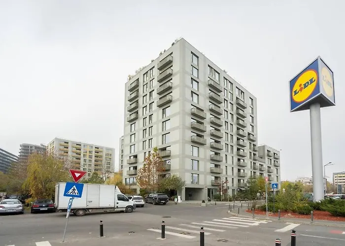 Sky View - Golden Horizon Apartment Bucureşti