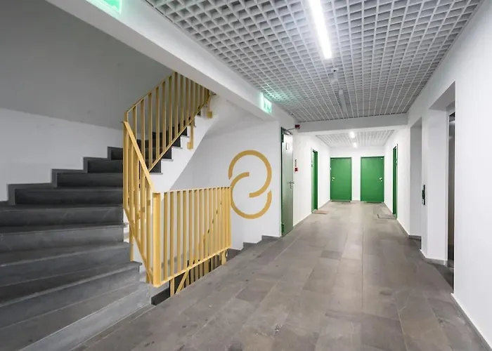 Sky View - Golden Horizon Apartment Bucureşti