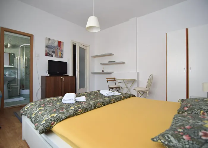 Studio Piata Rosetti Bucureşti
