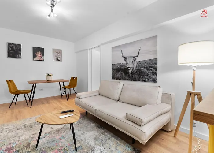 Halfofme Properties Bucureşti