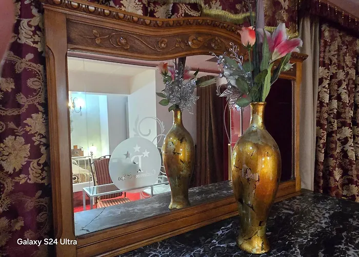 Legends Chambers By Grand Pier Boutique Apartment Bucureşti