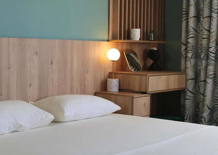 Sunset Park Apartment Bucureşti