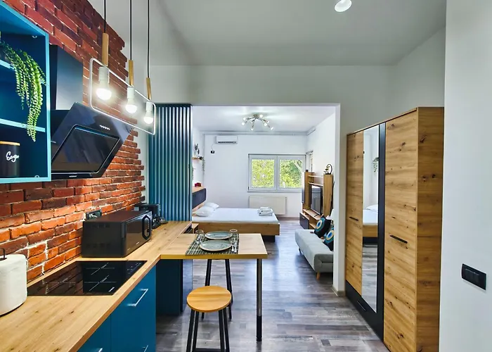 Botev Design Apartments - Walk To Old Town - Pumo Properties Bucureşti