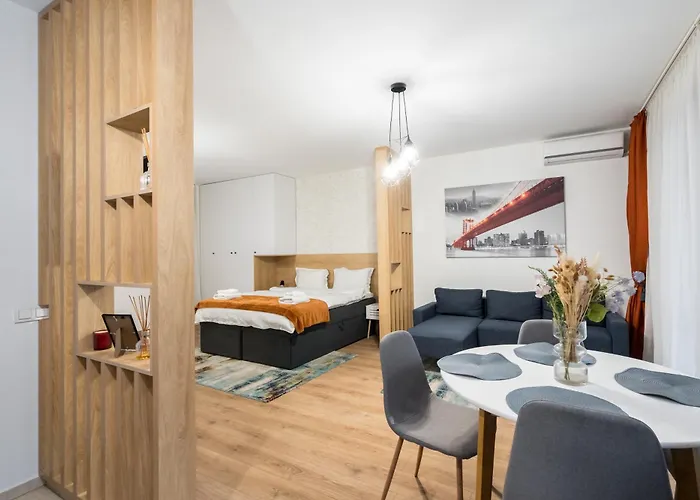 Soho - Central District Studio Bucureşti