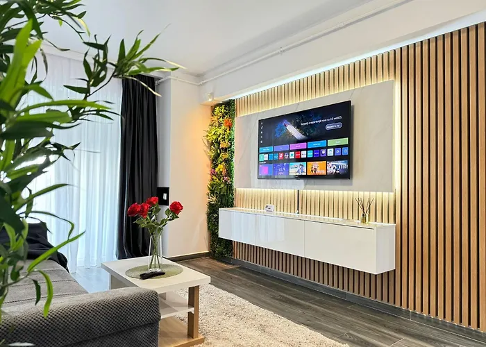 Bucharest Luxury Glam Apartments City Center Area - Parking Option
