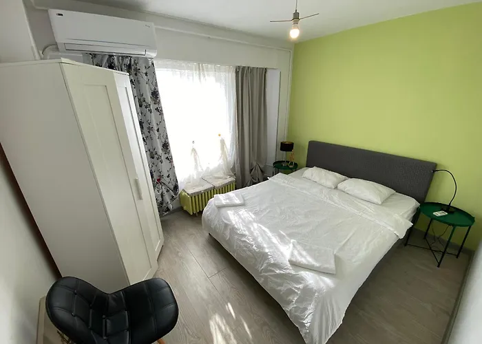 Green Apartment Bucureşti