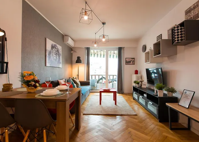 Victoria Avenue Apartment Bucureşti