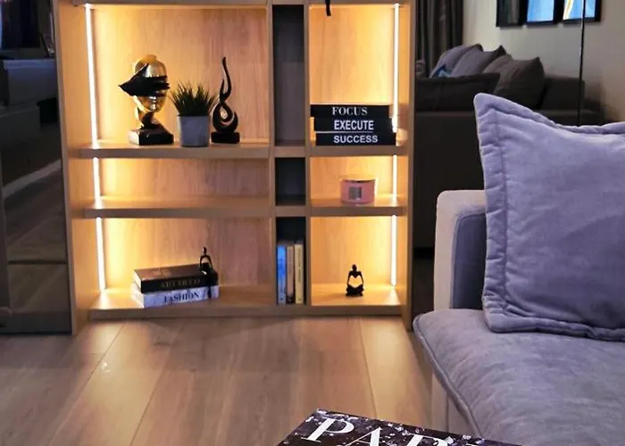 Modern Apartment With Free Parking & Balcony - Lannister Residence Bucureşti